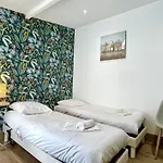Les Alouettes, Maison Avec Pour 4 Personnes Proche De La Baie. *