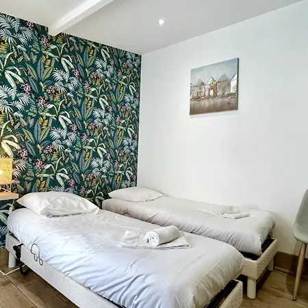 Les Alouettes, Maison Avec Pour 4 Personnes Proche De La Baie. *